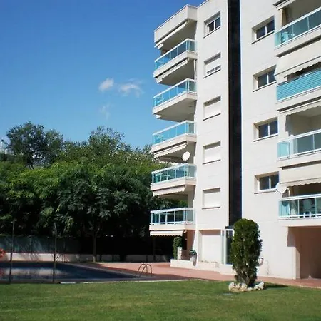 Living Park Viviendas Turisticas Vacacionales 5* سالو